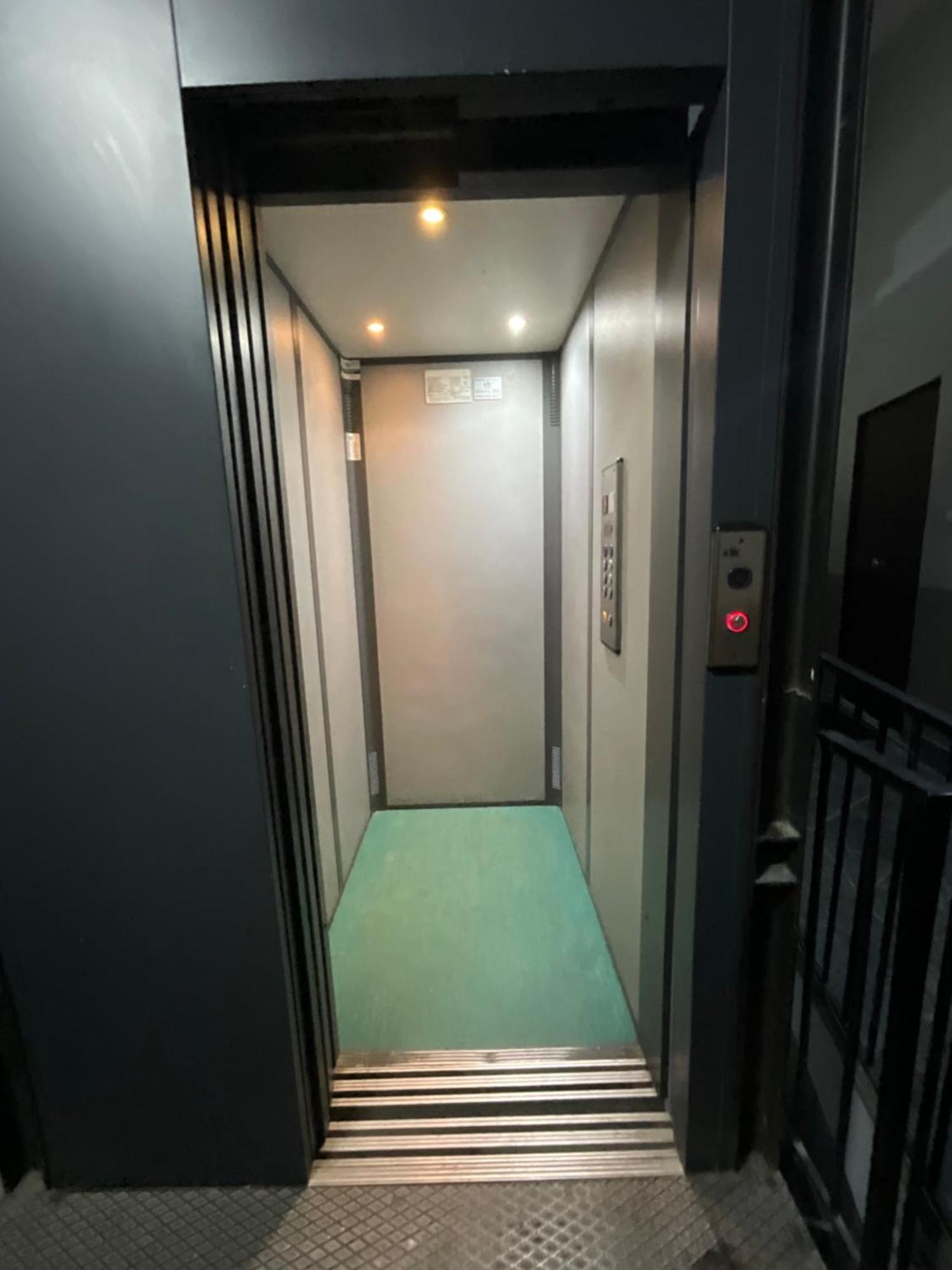B&B Piccololucio2 ナポリ エクステリア 写真