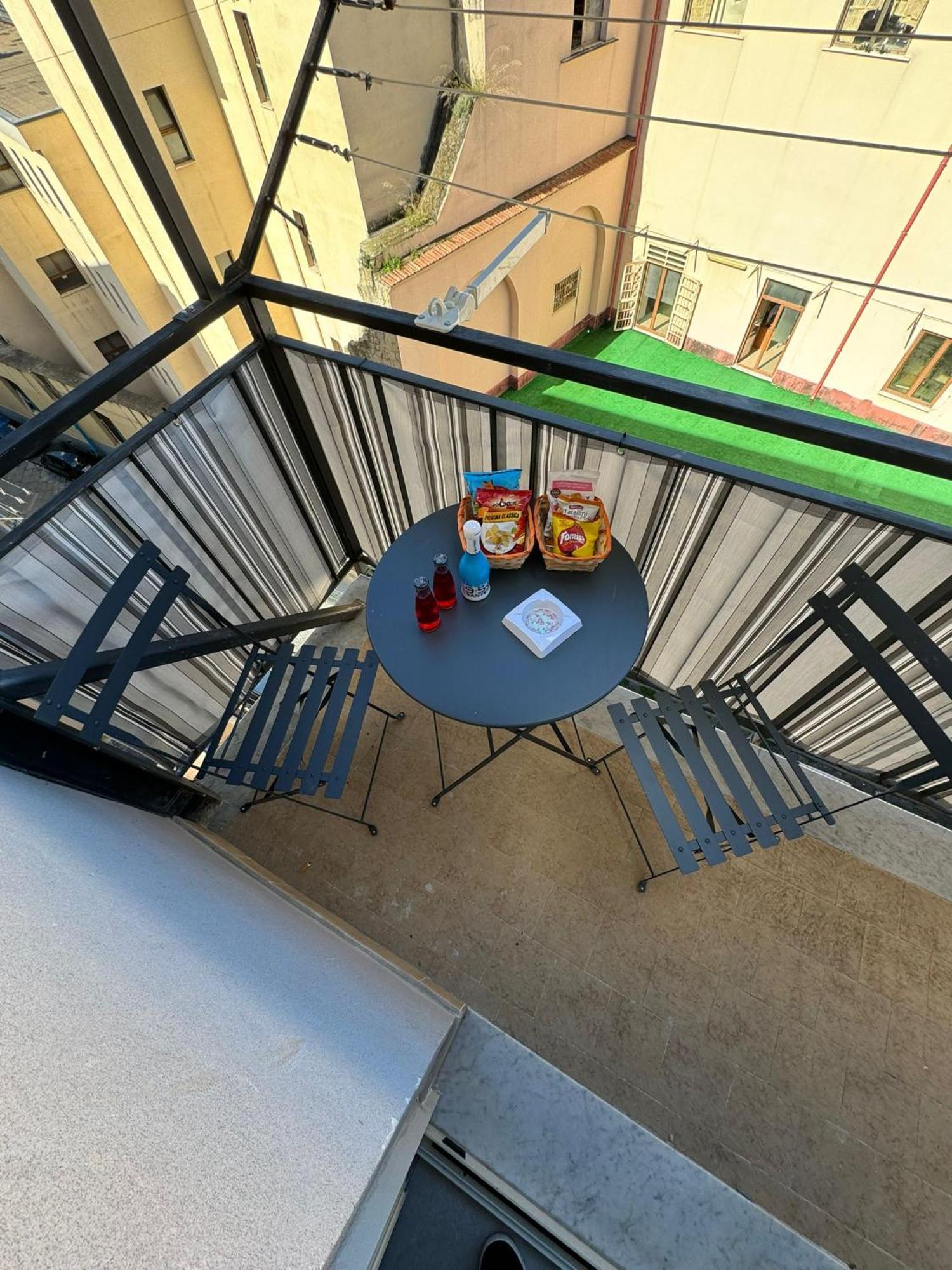 B&B Piccololucio2 ナポリ エクステリア 写真